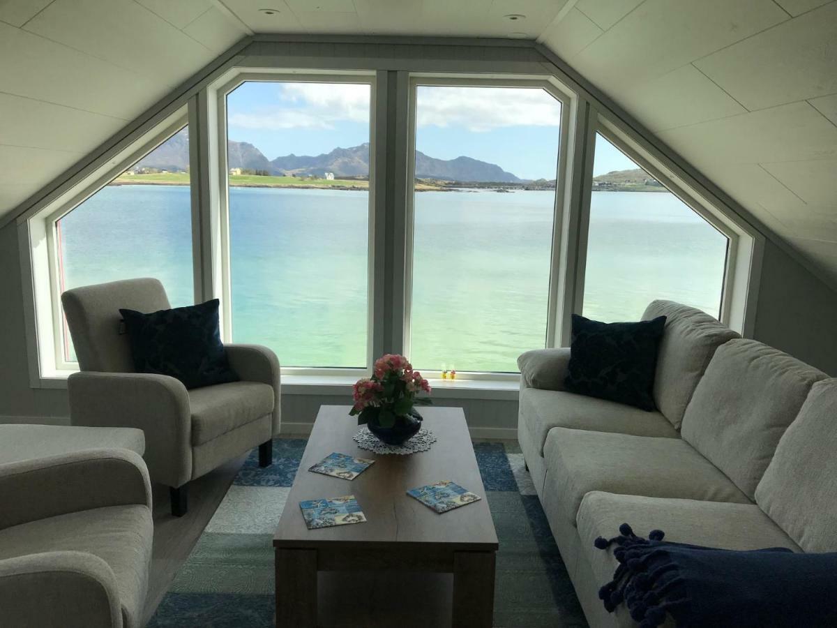 Luxurious Cabin By The Waterfront Leknes Exterior photo